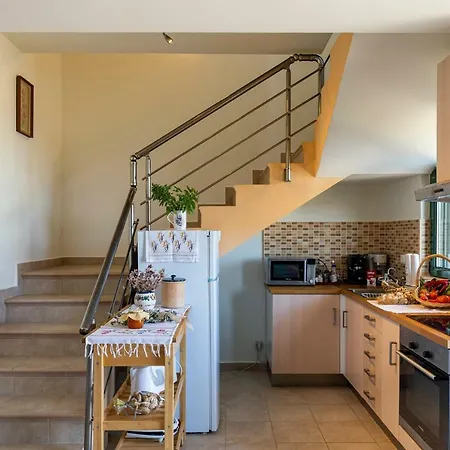 Apartment House Myrtos Lachania