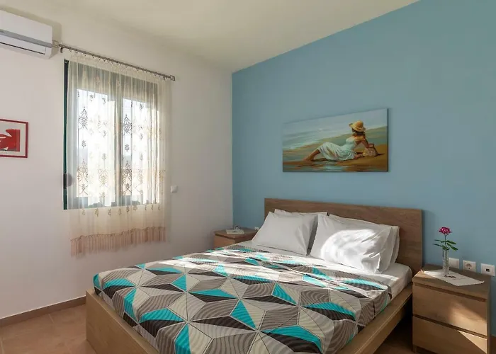 House Myrtos