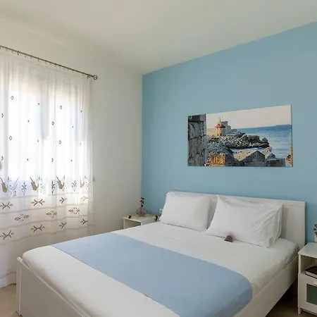 House Myrtos *